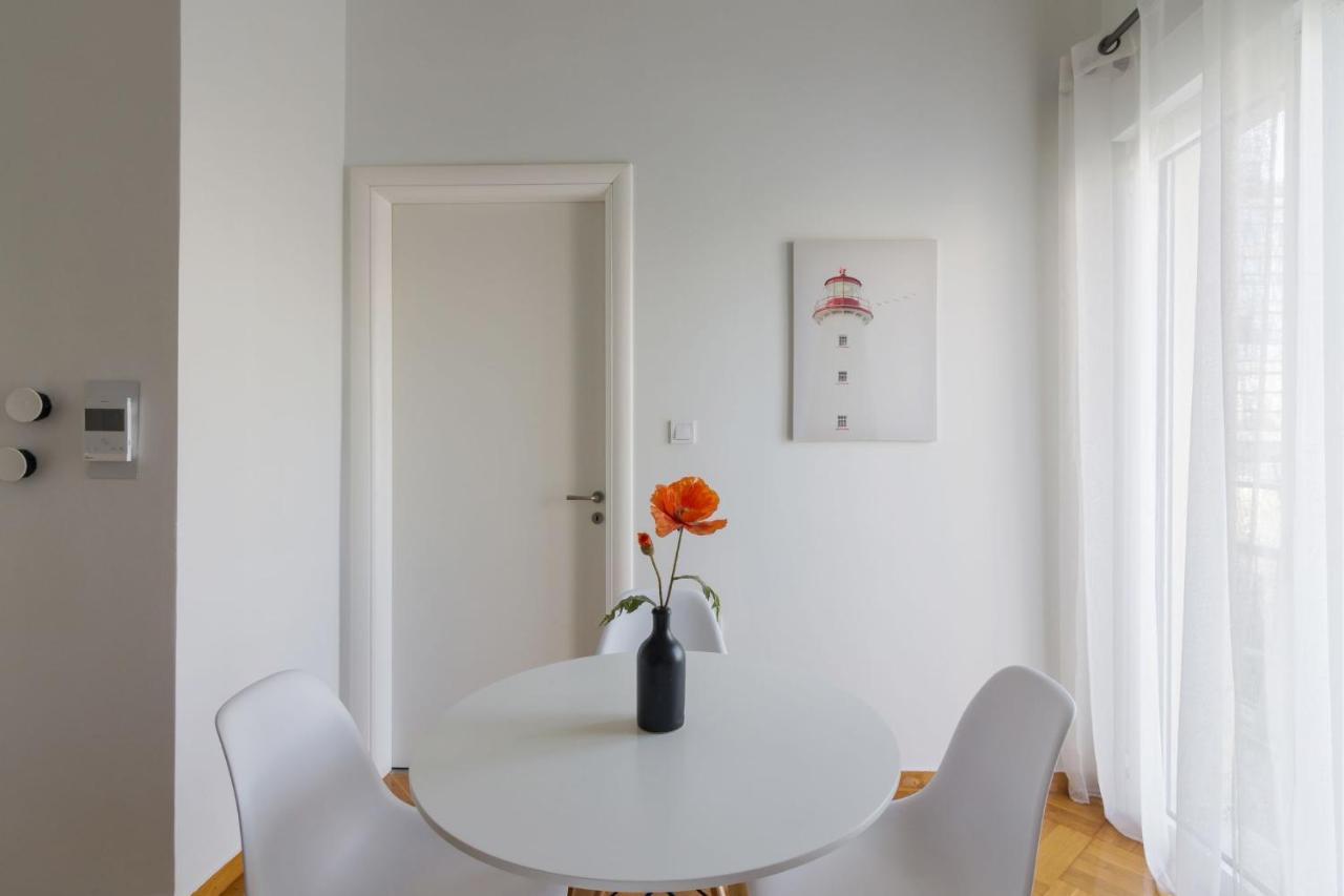 Classic Apartment For 4 People A Aten Exteriör bild